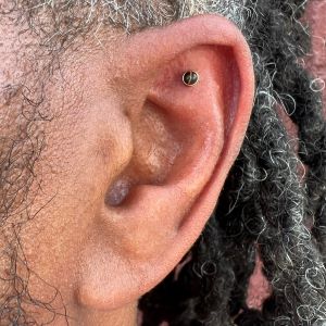 Abra-Obelisk-Body-Piercing-Renton-Washington-Flat