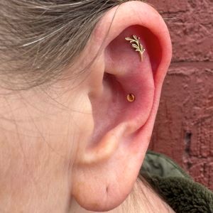 Abra-Obelisk-Body-Piercing-Renton-Washington-nostril-Flat-Conch